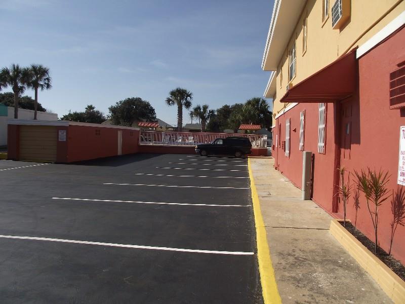 A 1 A Super Inn Ормънд Бийч Екстериор снимка