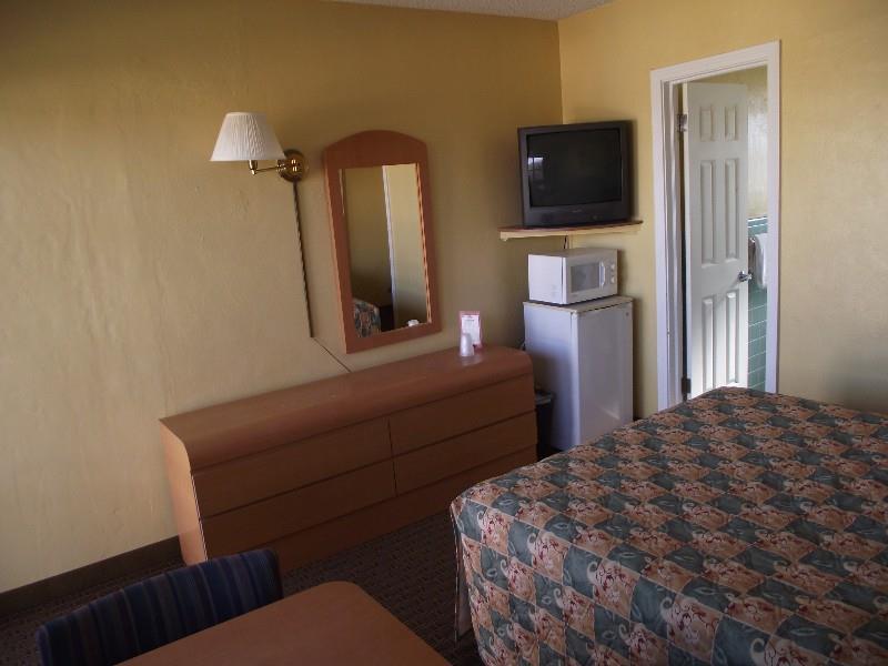 A 1 A Super Inn Ормънд Бийч Стая снимка